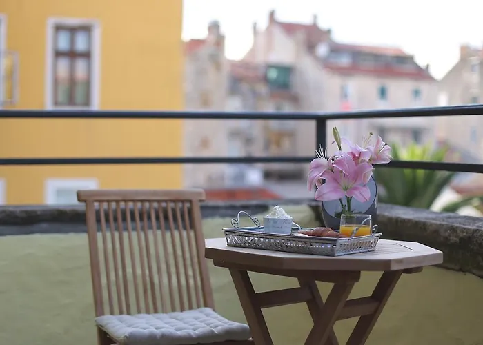 Bed & Atmosphere 4* Split