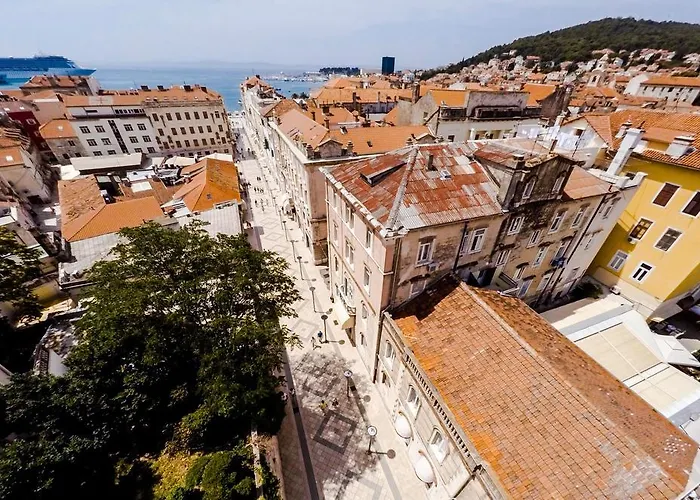 Pensionat Bed & Atmosphere 4*